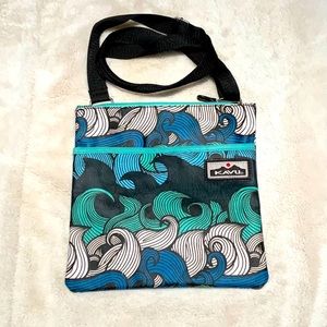 Kavu Crossbody Washable Shell Purse/Bag
